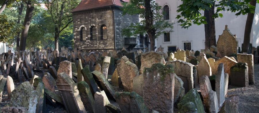 Old Jewish Cemetery Josefov Prague